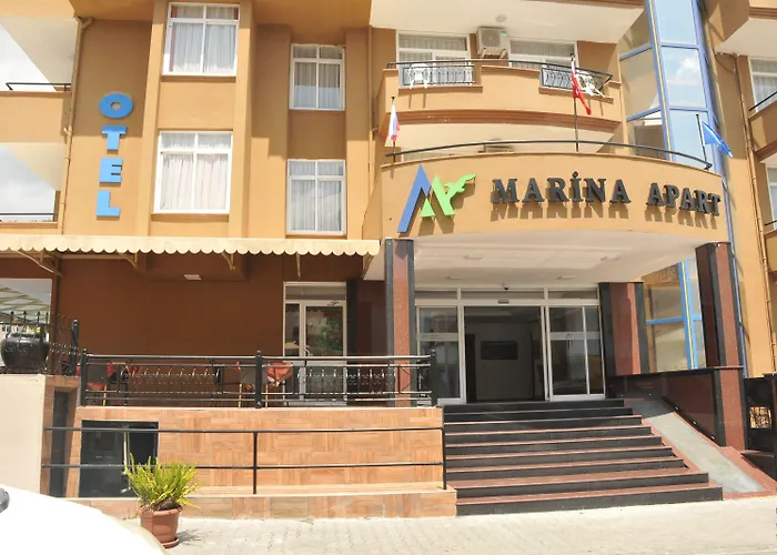 Marina Hotel